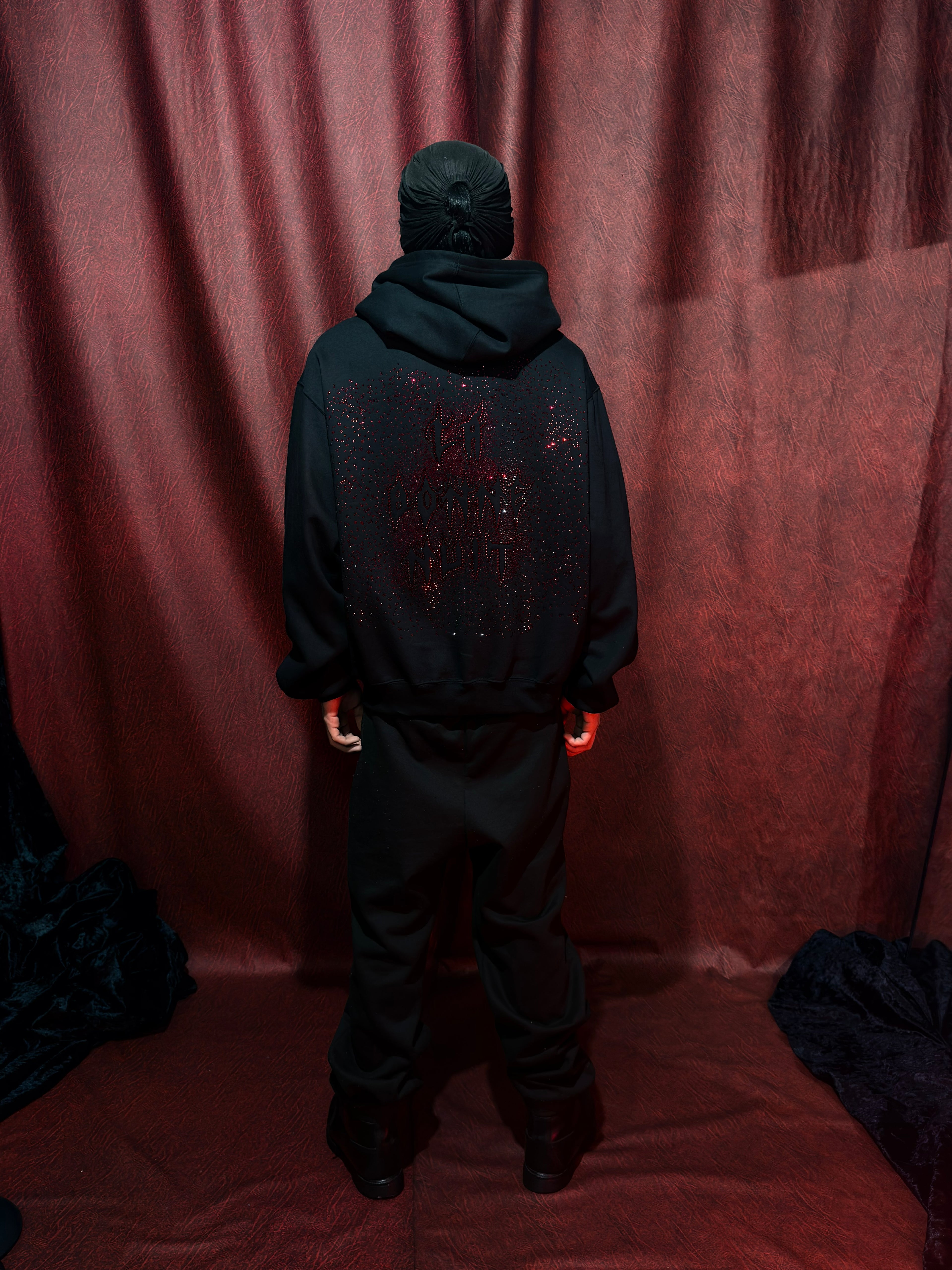 PIECE II - LA BONNE NUIT HOODIE
